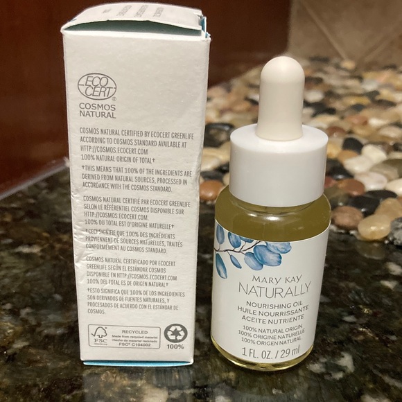 🆕 Mary Kay Naturally Nourishing Oil! 💥 - Picture 3 of 10